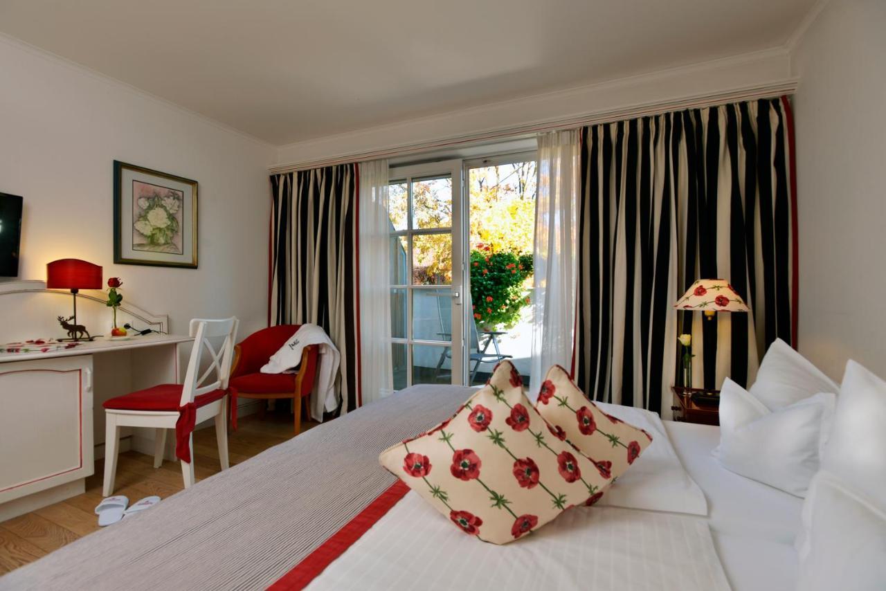 Doppelzimmer mit Balkon